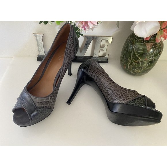 Nine West High Heels 3 Tone Faux Alligator Skin Open Toe 8.5 M Platform Sexy EUC - Picture 4 of 16